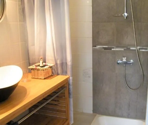 L'heureux Lay 3* La Réorthe